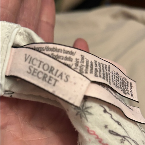 Victoria's Secret Cream Bra with Pink and Gray Accents - Picture 4 of 5